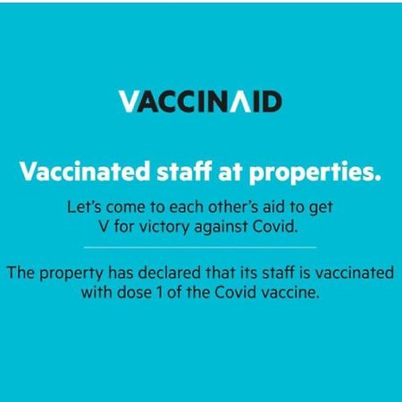 Vaccinated Staff - Oyo 1703 Terang Bintang Hotel Batam Exterior photo