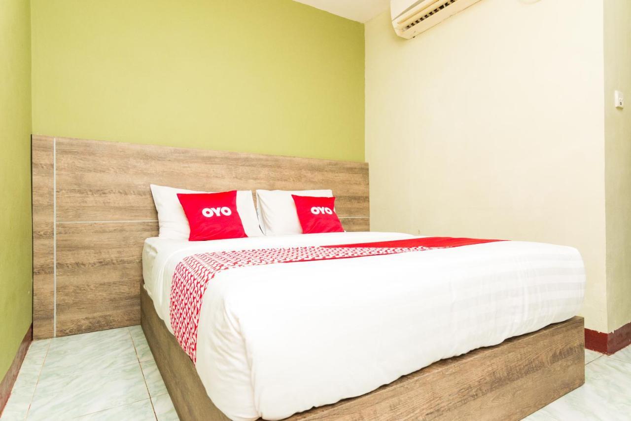 Vaccinated Staff - Oyo 1703 Terang Bintang Hotel Batam Exterior photo